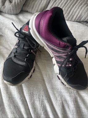 Reebok Women’s Black and Purple Training Sneakers